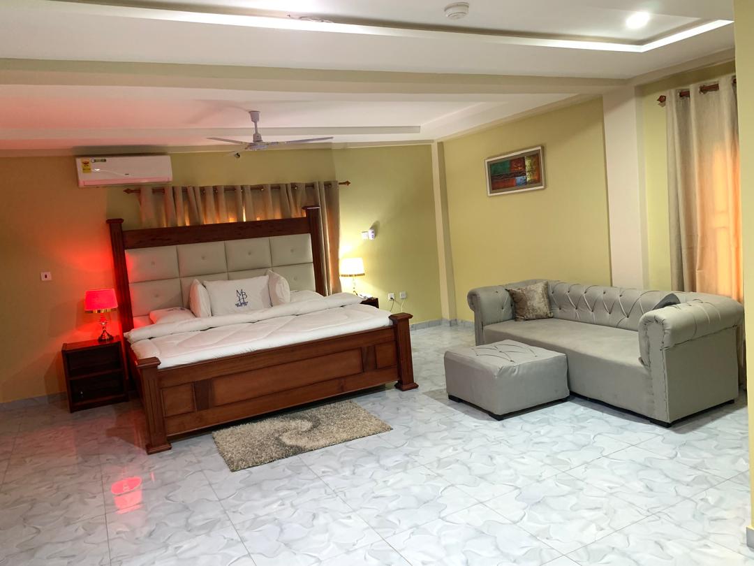Mac Bennett Hotel Room